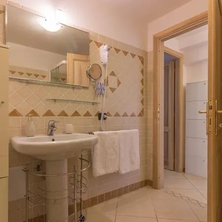 Pittulongu Mare * أولبيا